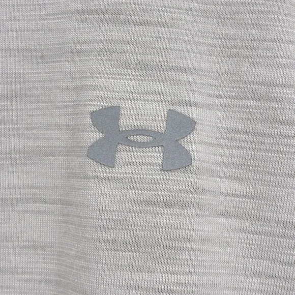 Under Armour Whisperlite Cropped Cover Up Women's Size Medium in Lavender Gray - Picture 3 of 7